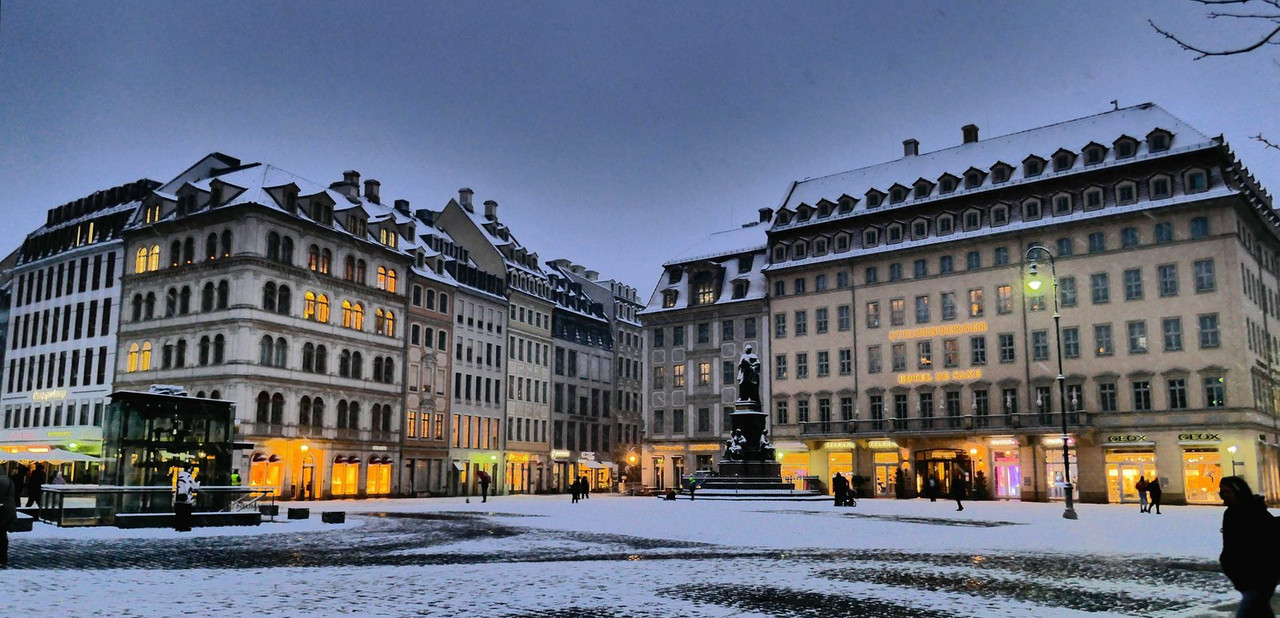 Bild: https://i.postimg.cc/t4sPFWfJ/P1260262.jpg