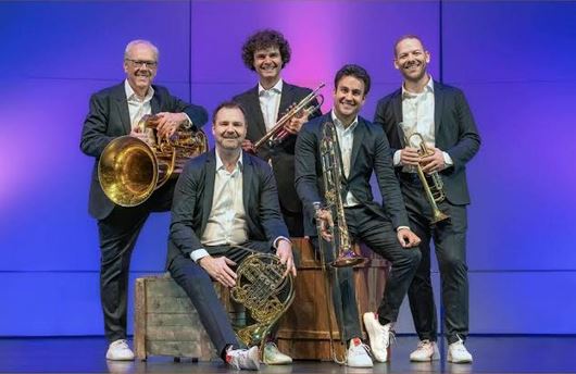 ΤΟ ΔΙΑΣΗΜΟ ΚΟΥΙΝΤΕΤΟ ΧΑΛΚΙΝΩΝ ΠΝΕΥΣΤΩΝ ΟΡΓΑΝΩΝ “CANADIAN BRASS”