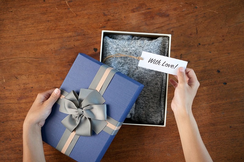 personalised gifts 