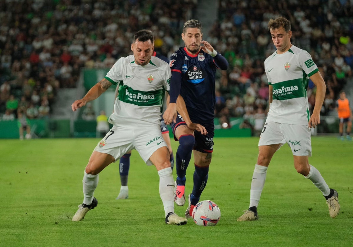 Deportivo La Coruna vs Elche, 23h30 ngày 01/06
