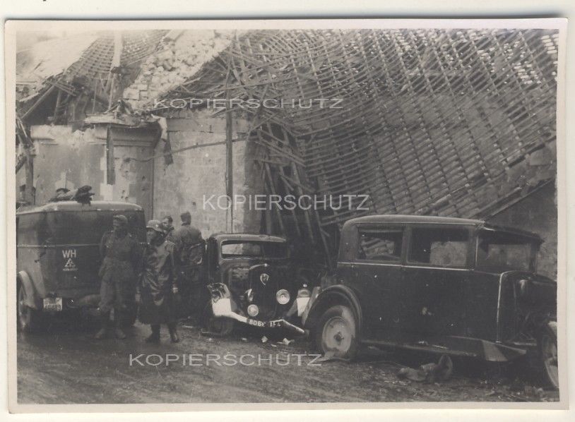 org. Foto Frankreich Auxerre Zerstörungen Kfz Pk