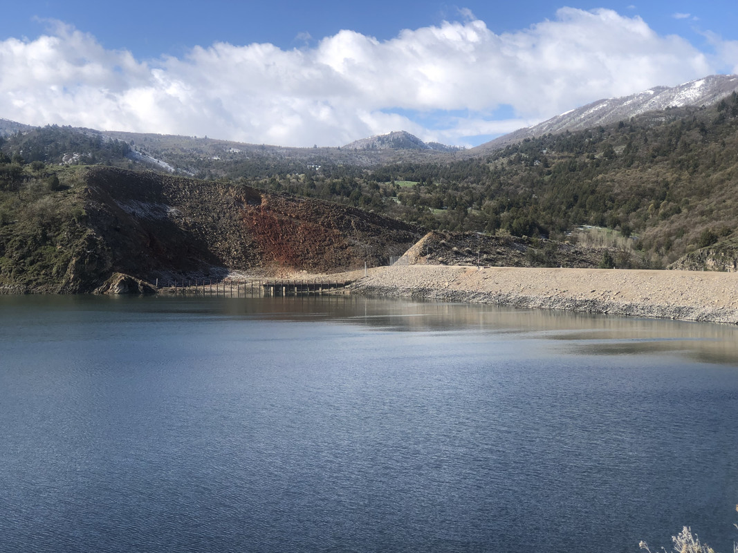 5CF23860-F0D3-4EBB-B63E-693AD9CDD273