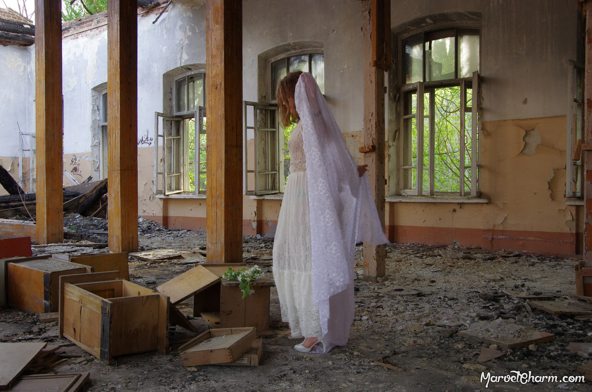 MarvelCharm_Nicolette-Ruins-032