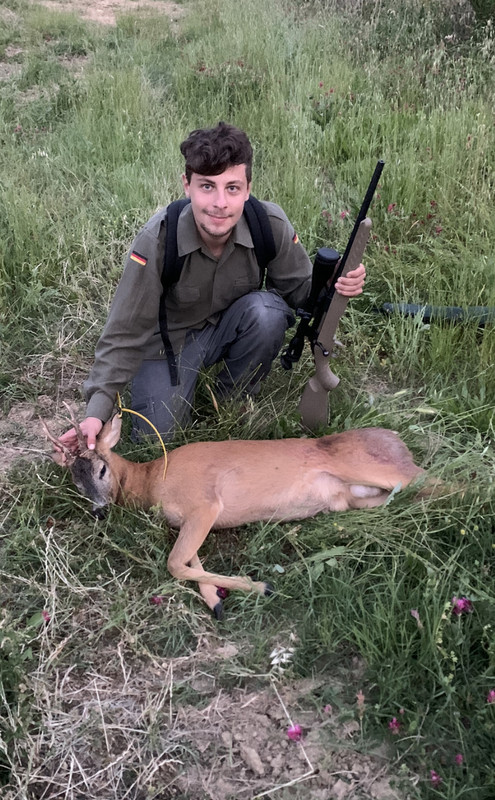 21933FDE-7DF8-4A7E-A7E3-1FFFE99BA140