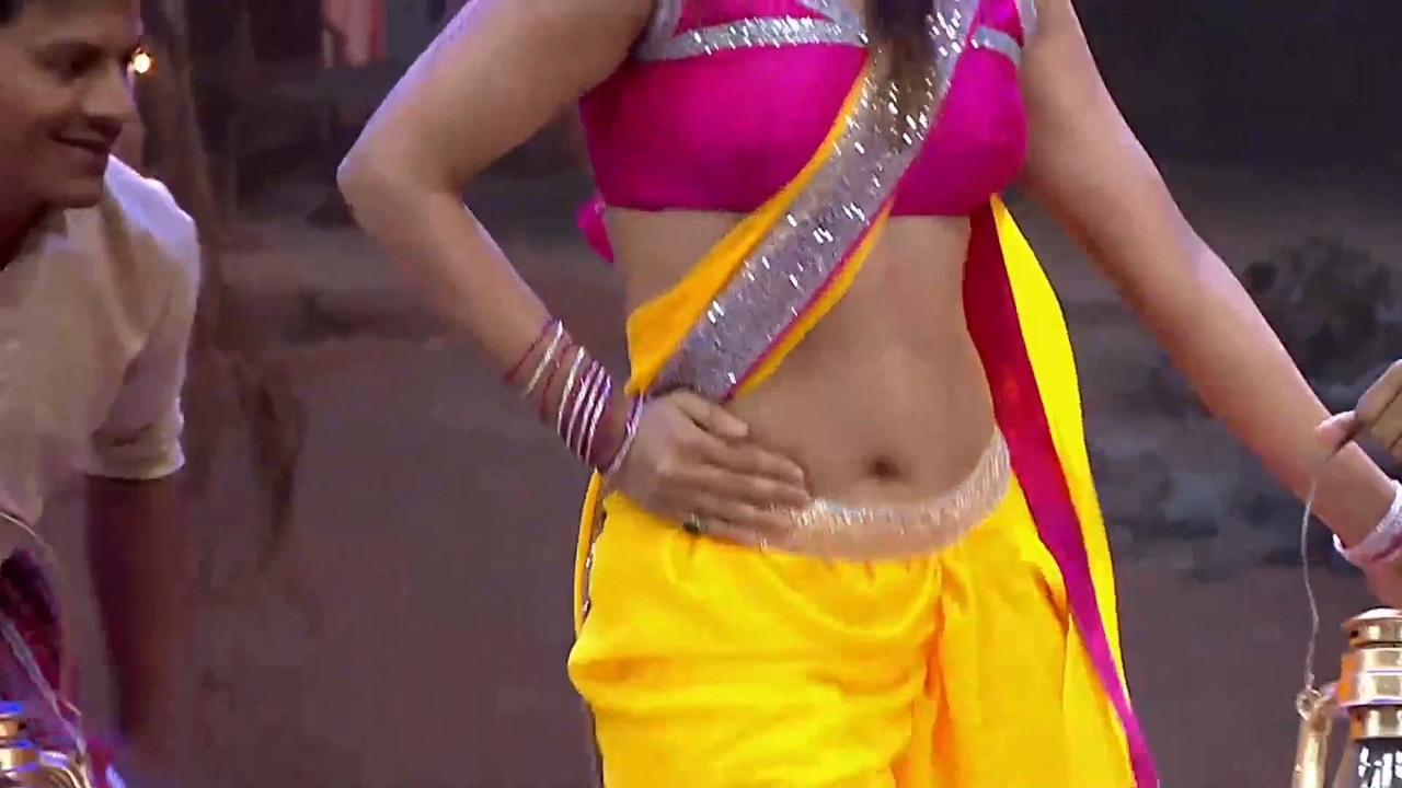 Aniktha Sexy Item Dance.mkv_snapshot_00.32.026