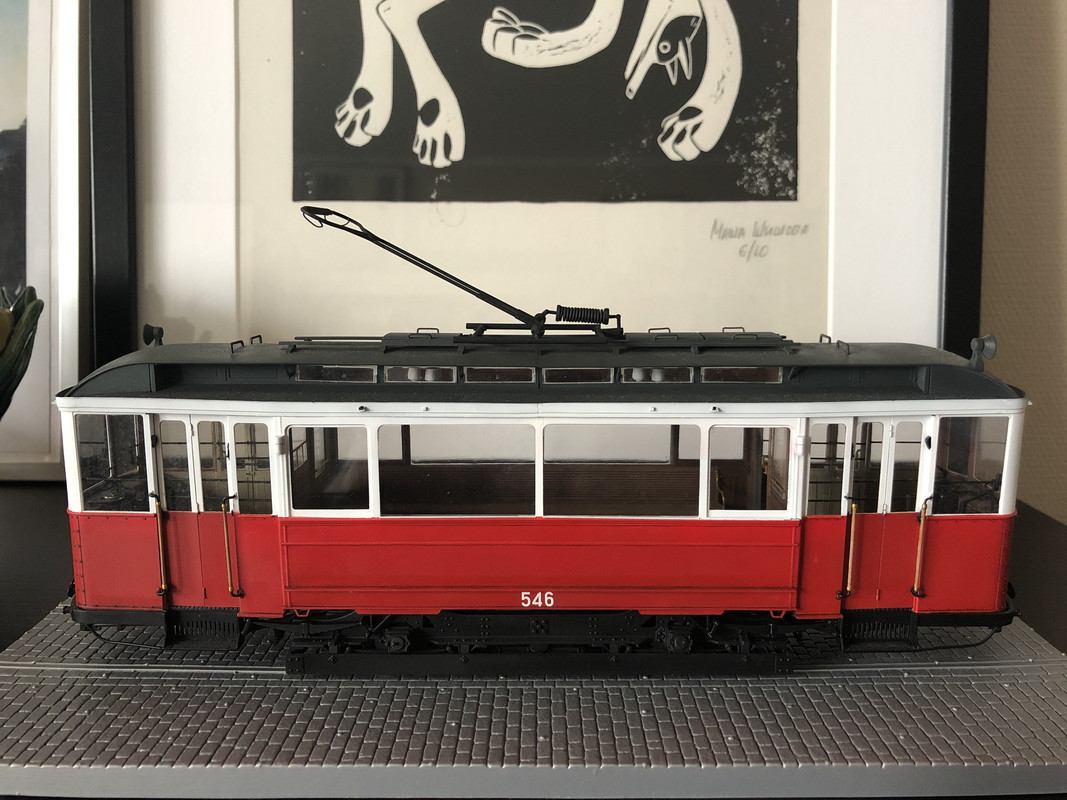 4E2FF96F-D52C-4381-B80F-47360171F805