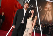 Dakota-Johnson-See-Through-To-Unda-Verity507