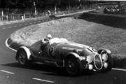 24 HEURES DU MANS YEAR BY YEAR PART ONE 1923-1969 - Page 19 49lm12-Delahaye-135-CS-Bouchard-Larue