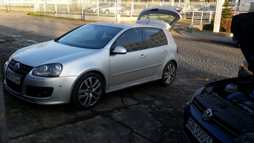 2015-12-19-14.06 (Small)