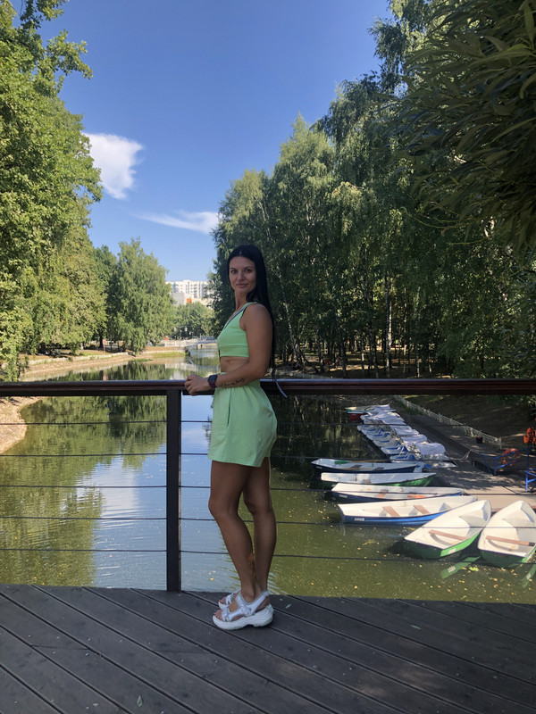 8555E828-3C0E-4B70-8AF6-7EBC1D9E8EB5