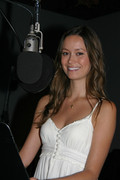 Summer Glau voices Supergirl in 'Superman/Batman: Apocalypse'