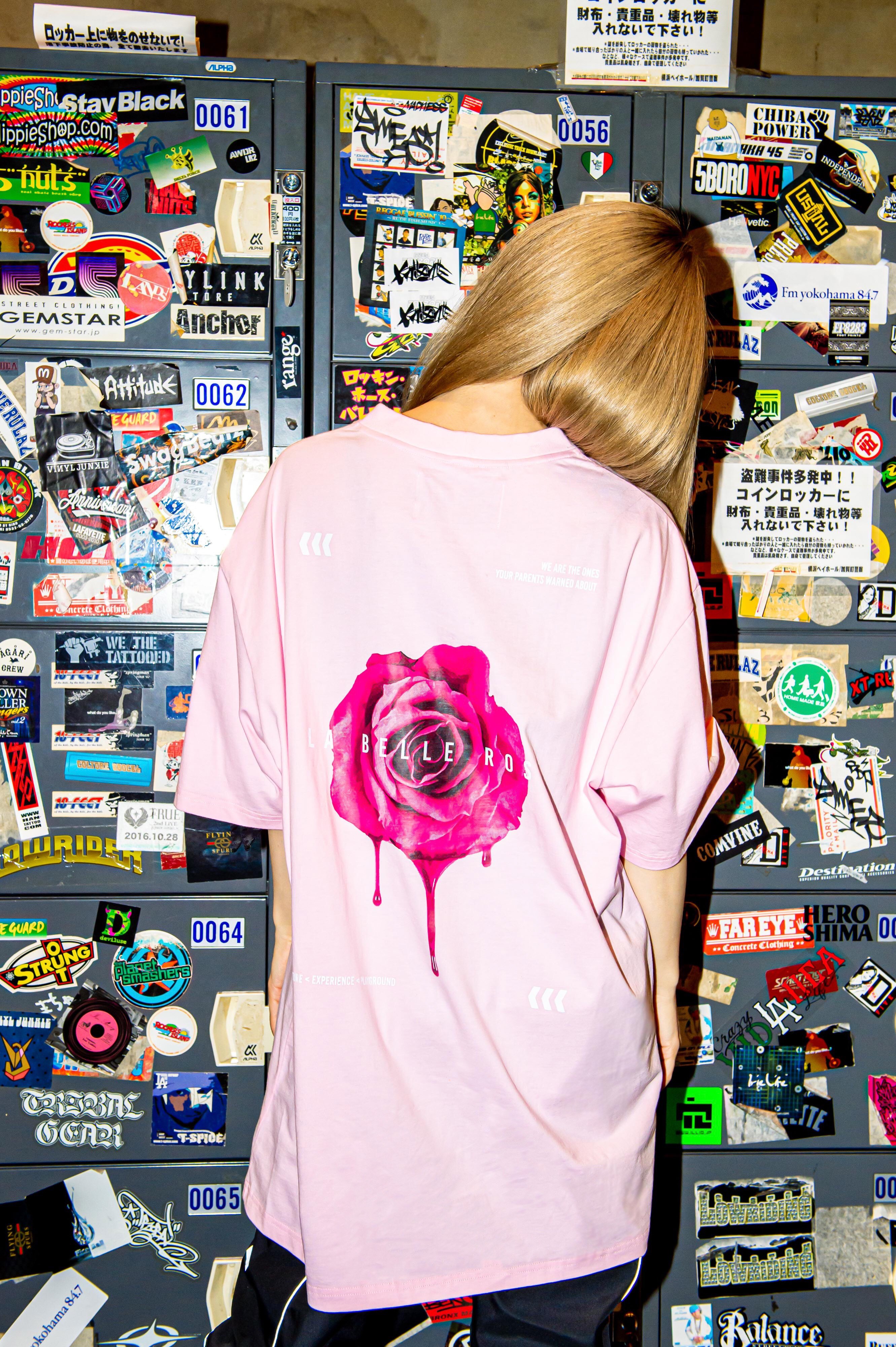 COLLECTIONS/ SCANDAL RINA×NERDUNIT NERDUNIT × RINA FLORAL COLLABORATION TEE