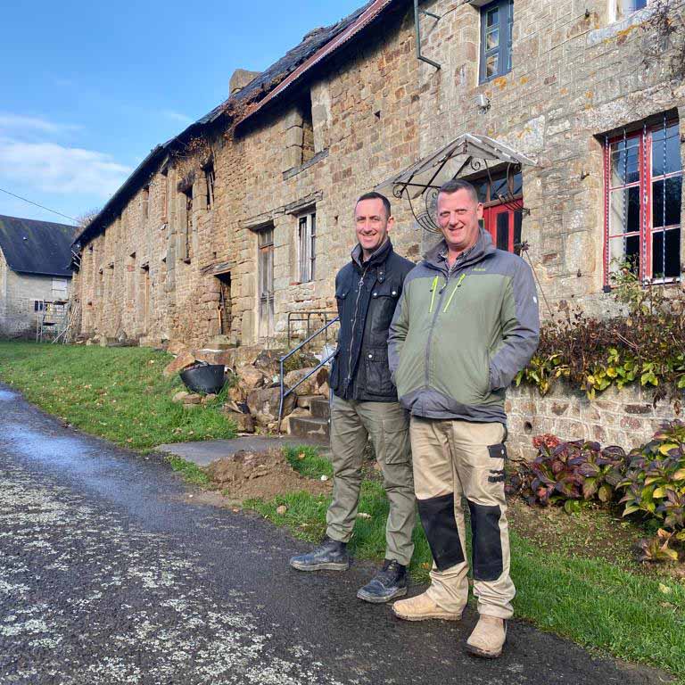 [Image: hmj5vfr8g44k.jpg]