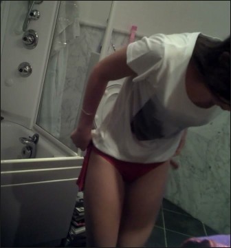 [Image: Voyeur46895134748.jpg]