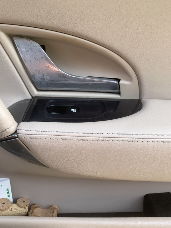 B1B255CE-6DE3-4C97-81D7-1386B21C26E3