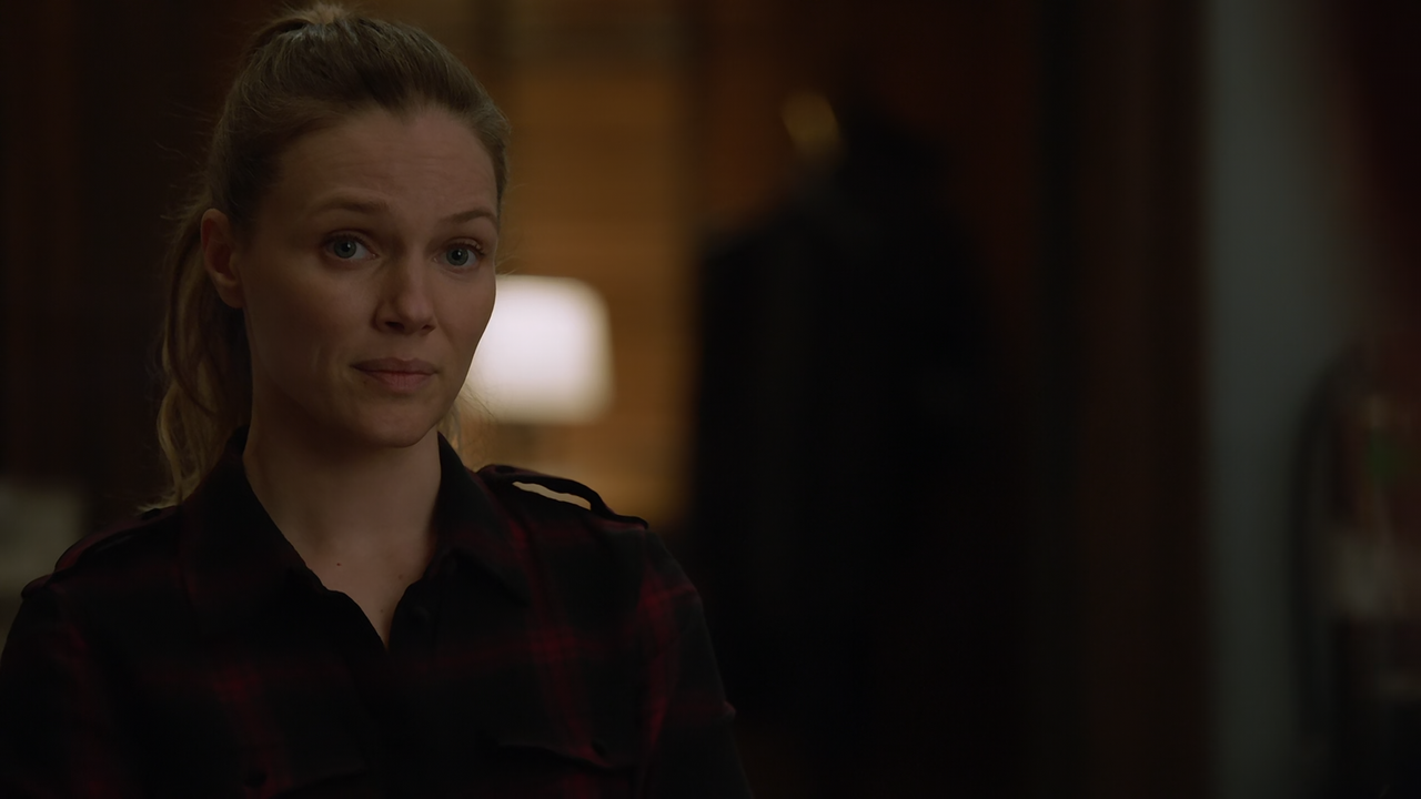 Chicago.P.D.S10E16.Deadlocked.1080p.10bit.AMZN.WEB-DL.DDP5.1.HEVC-Vyndros.mkv_snapshot_11.22_[2023.0
