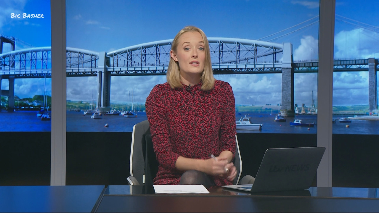 09.27 - 16.45.00 - ITV News West Country. Breaking news and current s....ts_snapshot_09.10.700