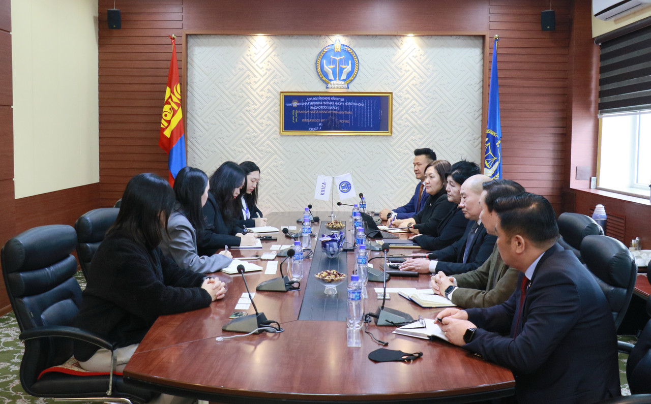 Шүүхийн ерөнхий зөвлөлийн дарга, гишүүд Бүгд Найрамдах Солонгос Улсын Олон улсын хамтын ажиллагааны байгууллагын төлөөлөлтэй уулзалт хийлээ 