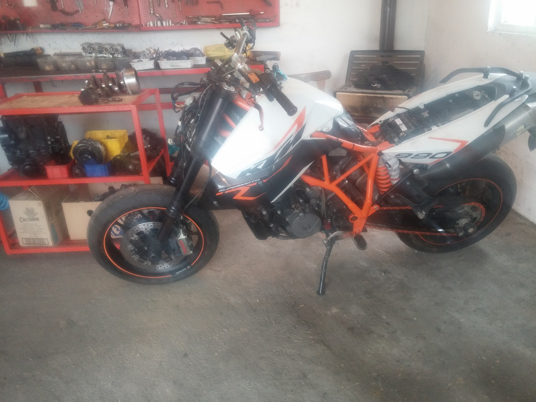 CAM02871
