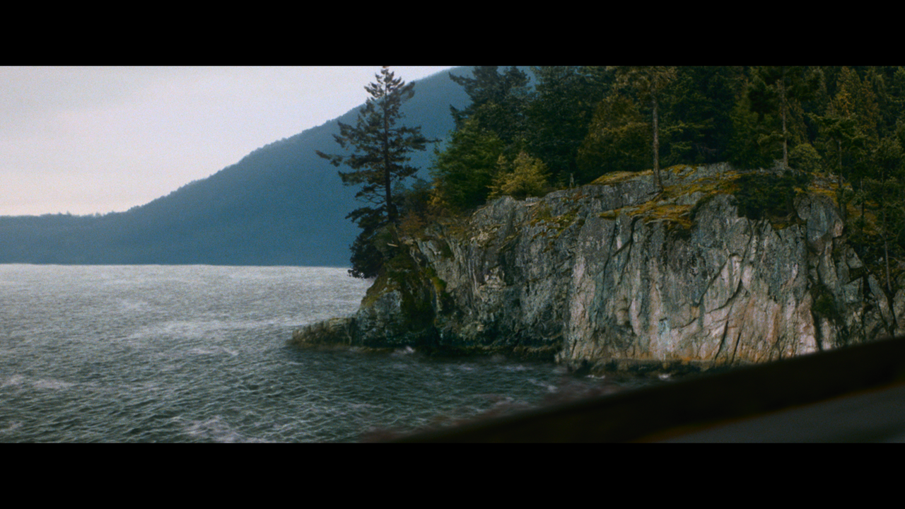 mpv-shot_The.Twilight.Saga.New.Moon.2009.2160p.UHD.BDREMUX.DV.HDR.HEVC-Нечипорук_01_17_44_0008