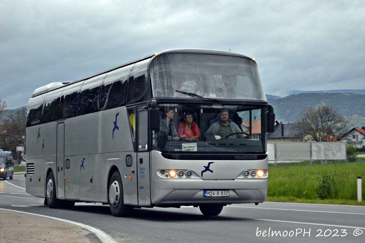 20D3B60D-BAA3-4F76-8B99-57E519115021