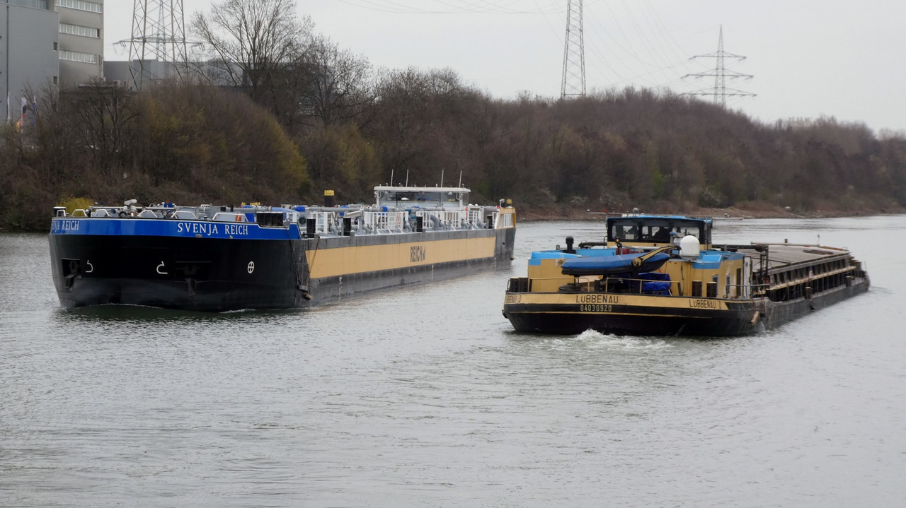 2023.03.29a Schiffsbegegnung Svenja Reich mit Lübbenau
