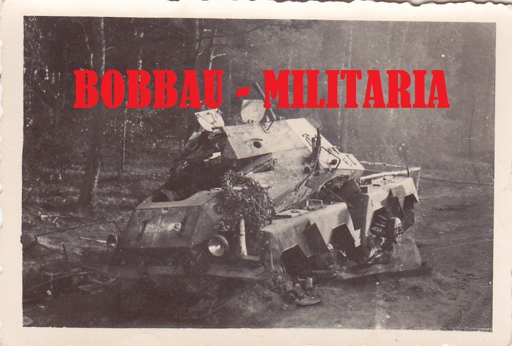 Polen zerstörtes Sd.Kfz.263 (8-Rad) Panzerspähwa