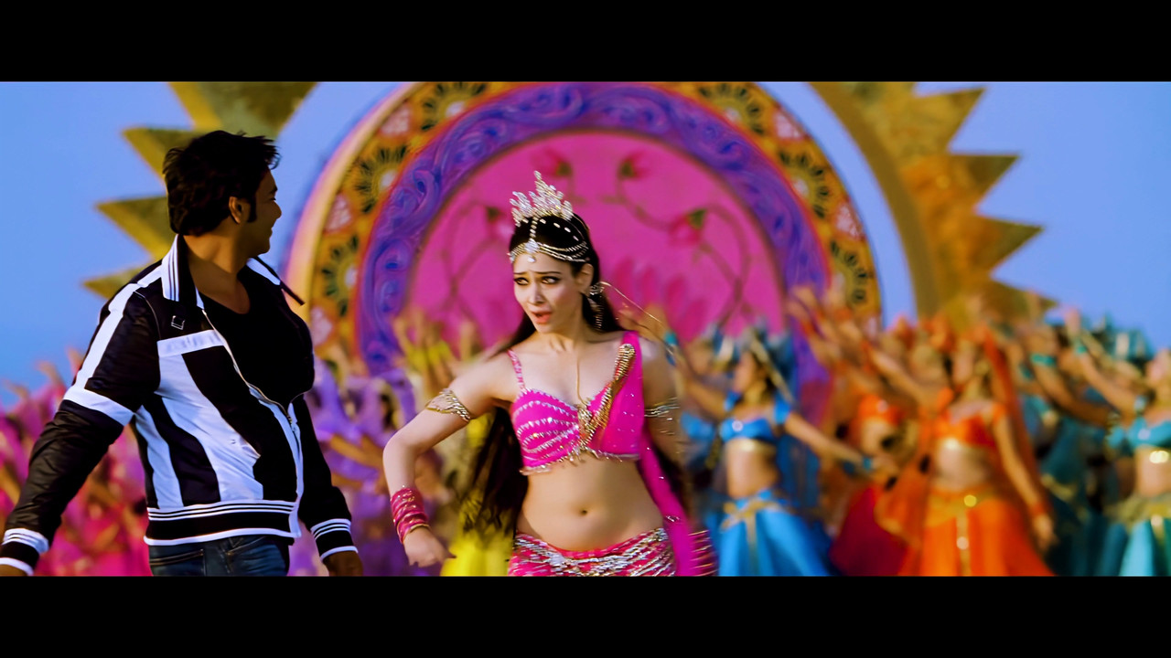 Tamanna Hot Song From Himmatwala Naino Main Sapna 4K (Best Quality).mp4_snapshot_00.31_[2021.04.05_1