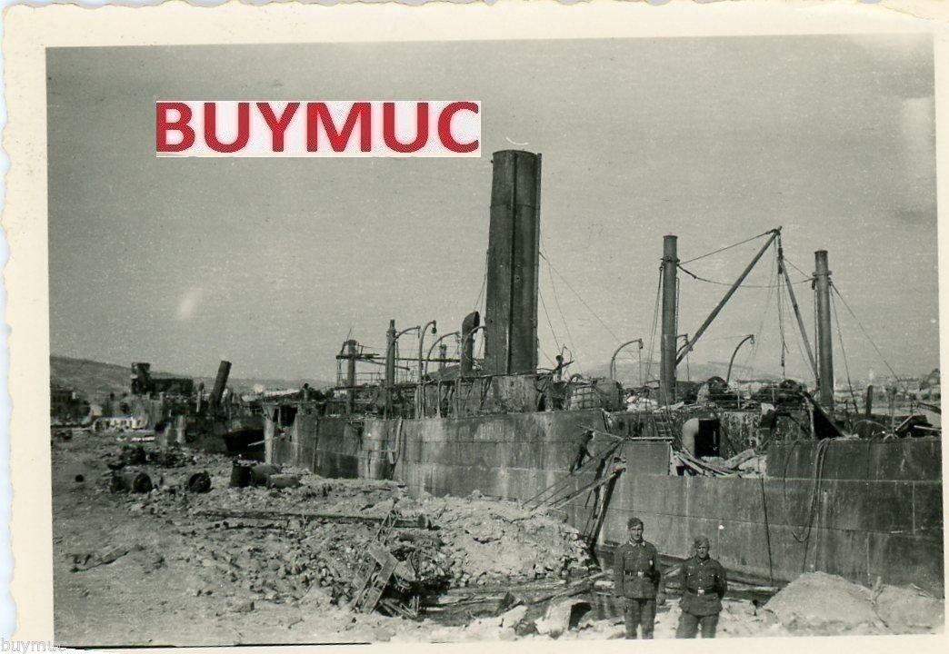 PHOTO FOTO SCHIFF ZERSTÖRT IN KRETA