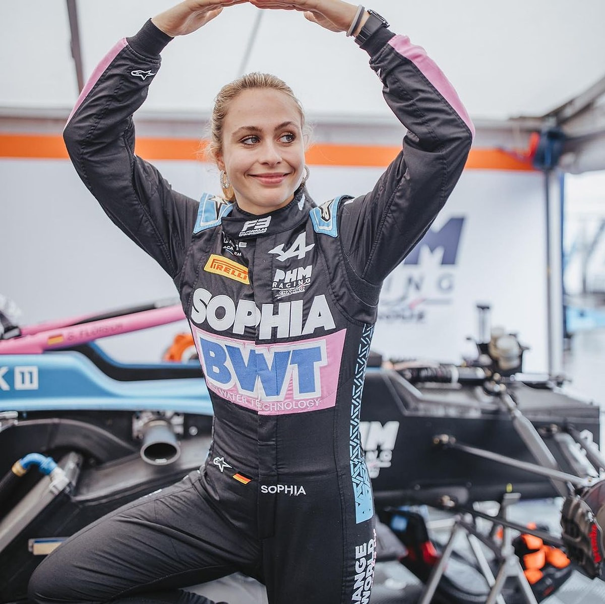 607ecd1dc555f165bb3f0cdc13dd16e53b2afa8