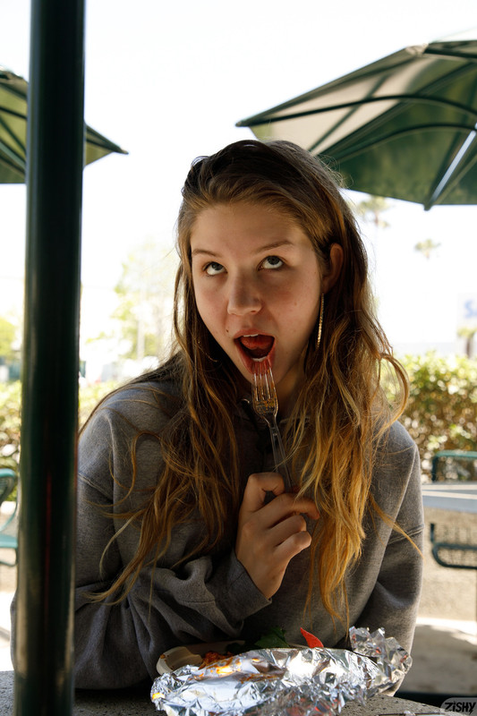 full_012_1356011929195433