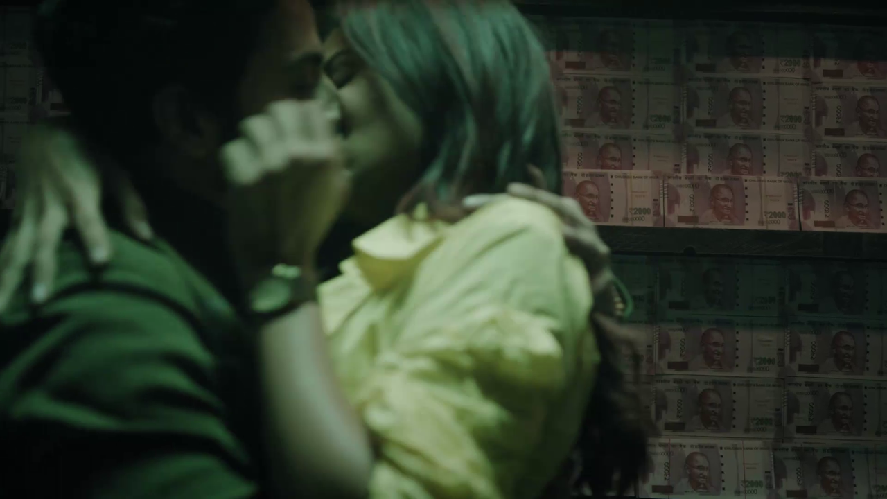 vlcsnap-2023-11-26-19h25m04s052