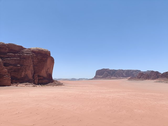 https://i.postimg.cc/tCC8kZ4k/Wadi-Rum-22.jpg https://i.postimg.cc/tCC8kZ4k/Wadi-Rum-22.jpg