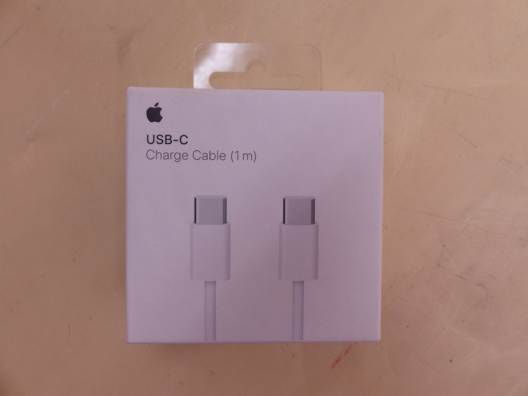 APPLE A1997 MM093AM/A USB-C TO USB-C CHARGE CABLE 1M GENUINE AUTHENTIC