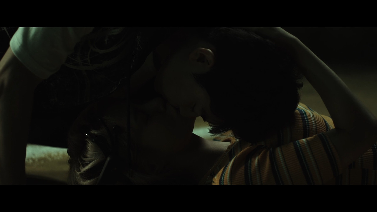 0.0MHz. 2019.ViE.1080p.WEB-DL.AAC.H.264-NonDRM.mkv_snapshot_00.28.45.768