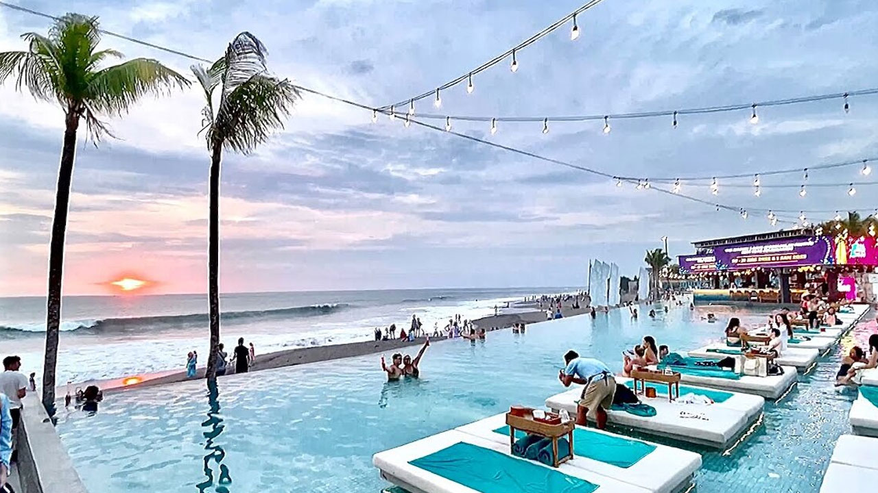 Atlas Beach Club di Bali, Wisata Liburan Santai dan Berkelas