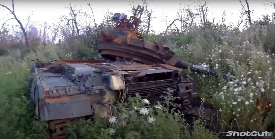 ua8-T-64-BM-2.jpg
