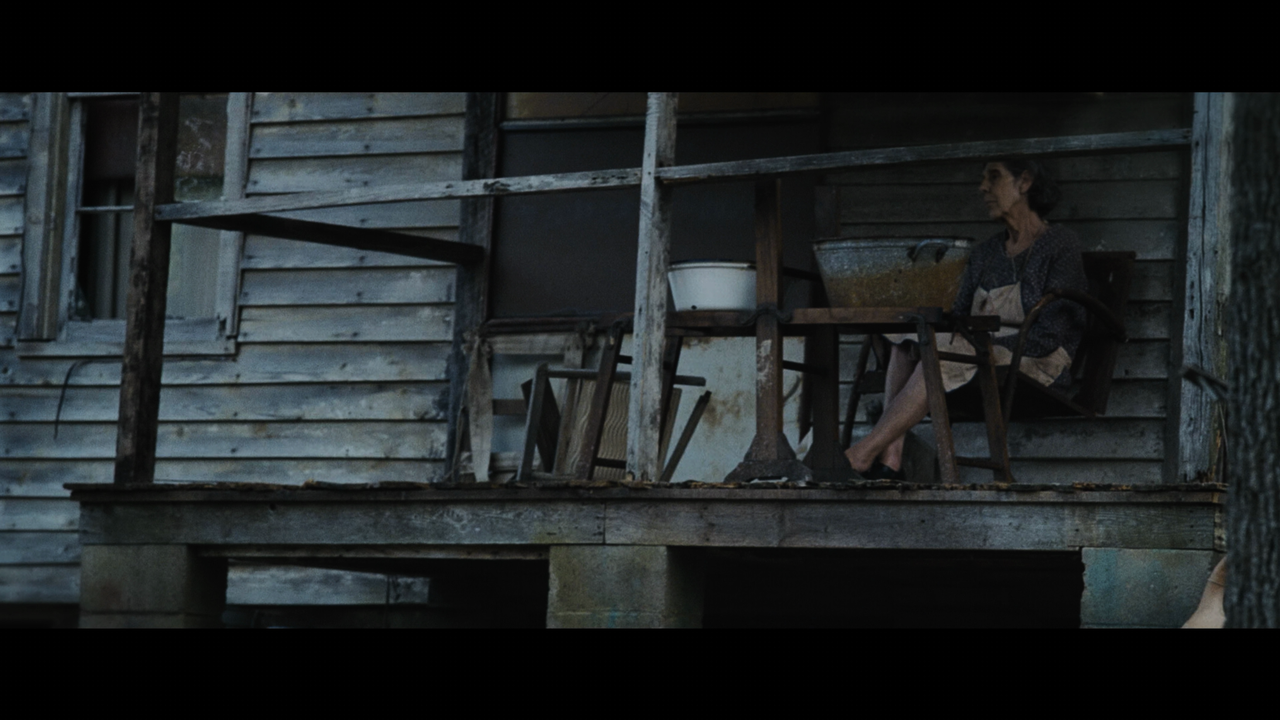 The.Hunger.Games.2012.2160p.UHD.BDRemux.TrueHD.Atmos.7.1.HYBRID.DoVi.mkv_000312.502
