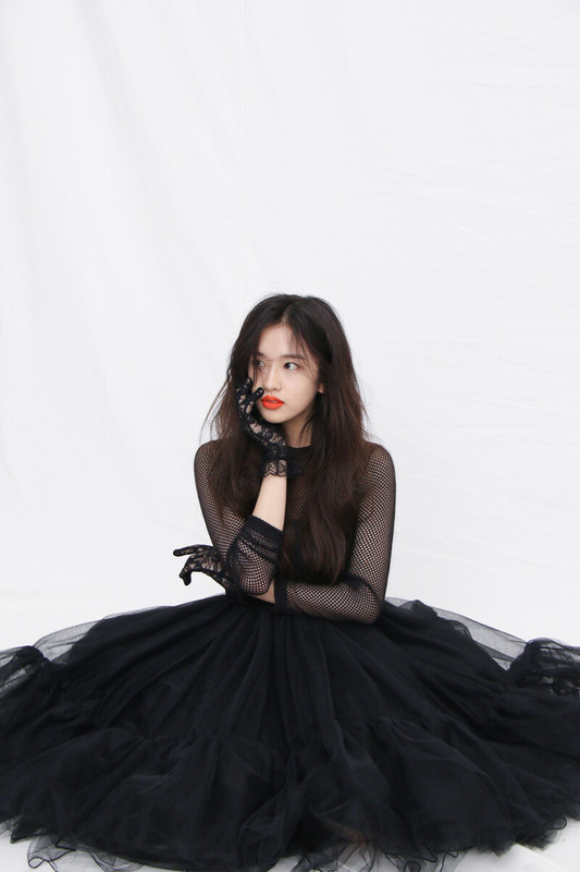 210529-Starship-Naver-Post-Yujin-s-Dazed-Magazine-Photoshoot-Behind-documents-6(2)