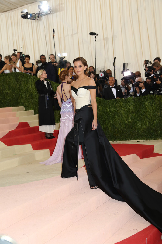 emmawatson-updates.com (158)