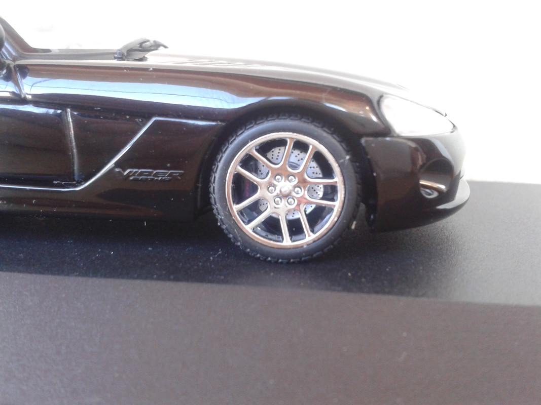 2003 Dodge Viper Mk III SRT-10 Cabrio (Auto Art) (10)