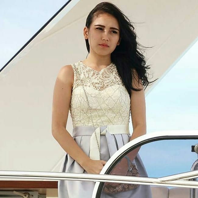 Adegan dalam film Dimsum Martabak