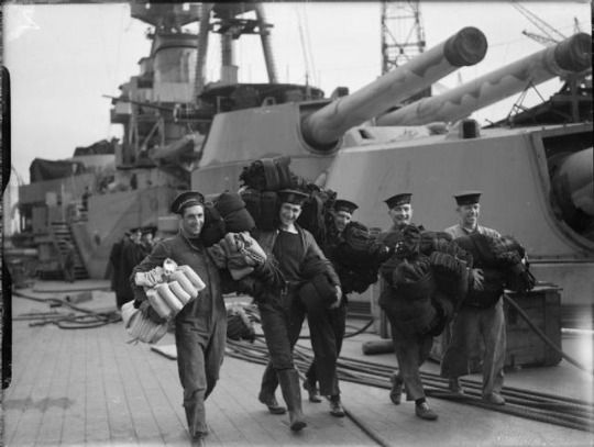 RN-Crew-02.jpg