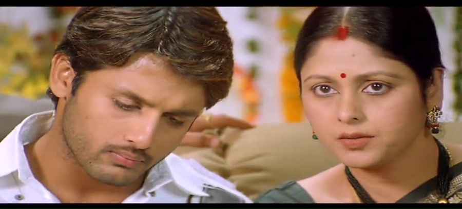 Aatadista 2008 WebRip [Tamil + Telugu] 480p, 720p Screenshot