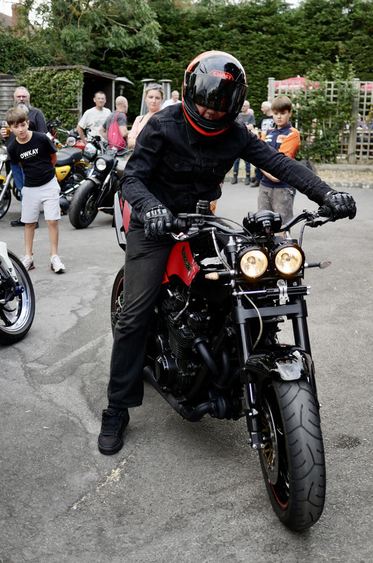 4FE01DF4-E259-46B2-861E-575FA9CC7E0A