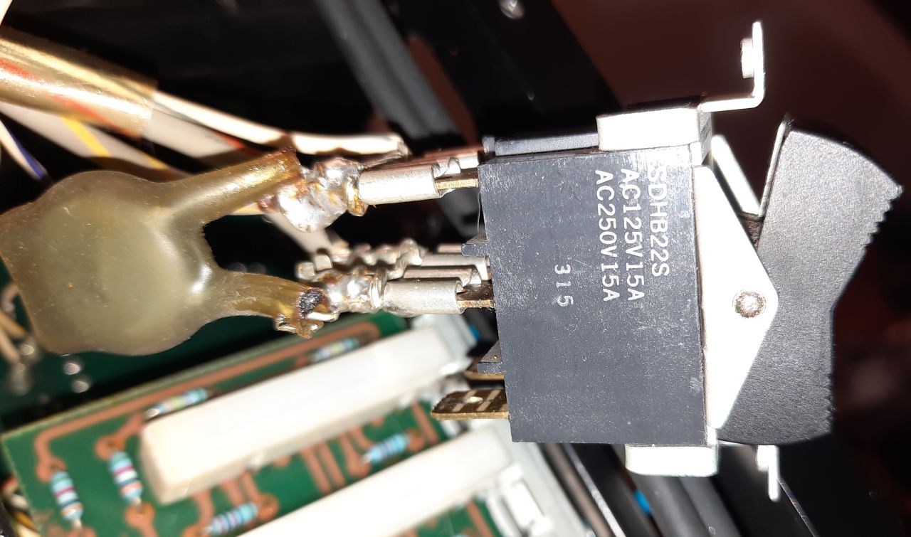 [Bild: Schalter-Stecker-20260323-klein.jpg]