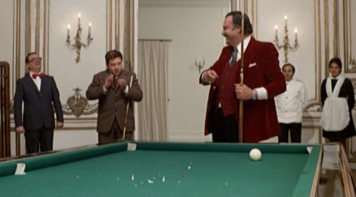 Fantozzi-1975-DVDRip-3.png