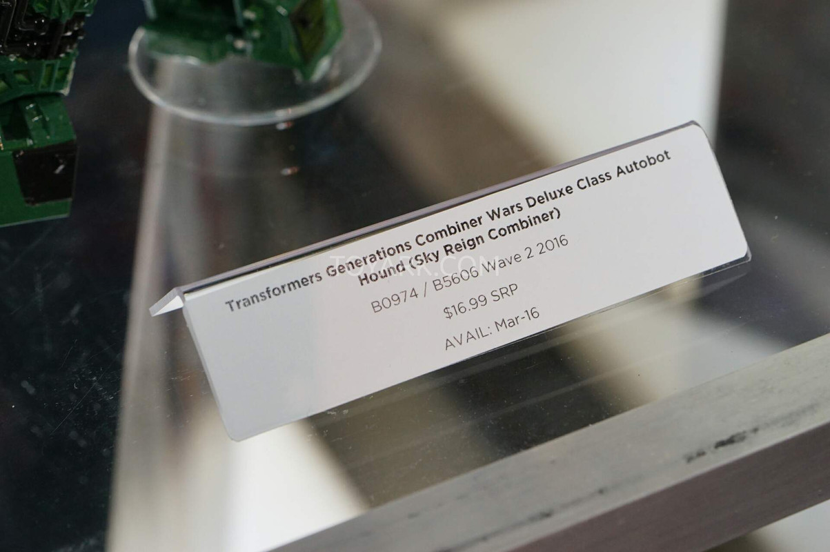 SDCC2015-Hasbro-Transformers-Combiner-Wars-057
