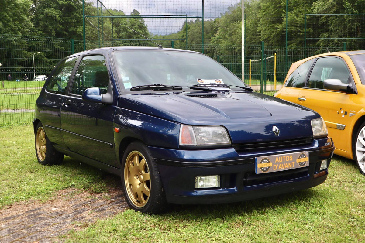 371F66B1-DA66-4678-A374-2A233D604C1F