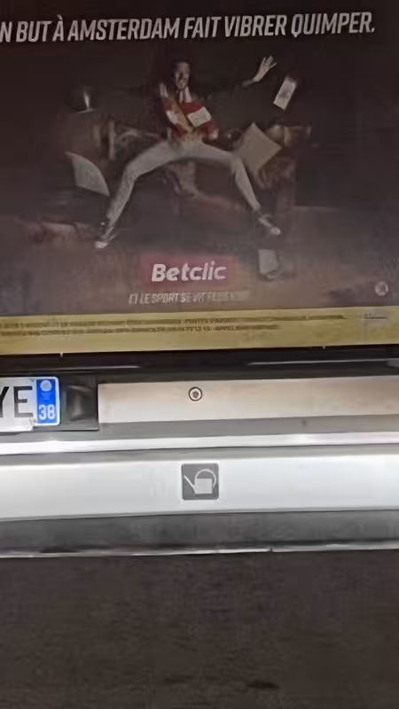 https://i.postimg.cc/tCMT39B7/IMG-2490.avif